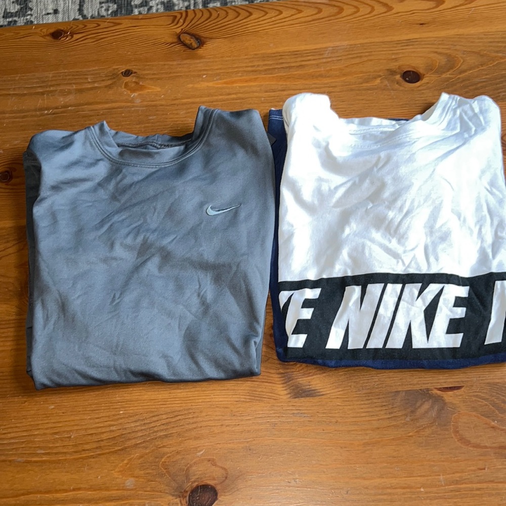 Lot of 2 long sleeved Nike Shirts
